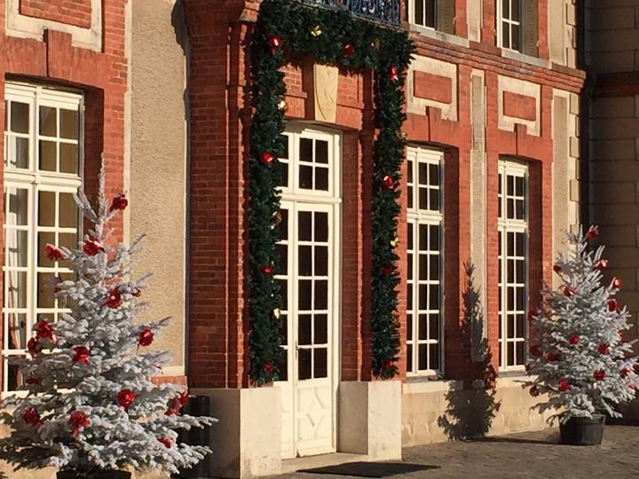 facade_du_chateau.jpg facade_du_chateau.jpg