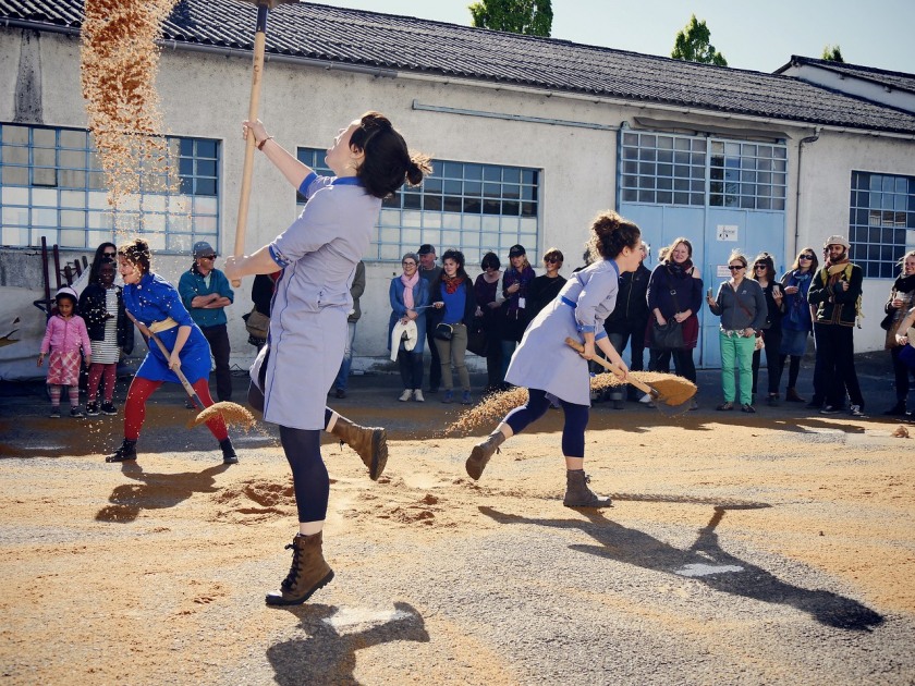 Cie Les Armoires Pleines Association GENERIQUE BATAAR Parc Naturel